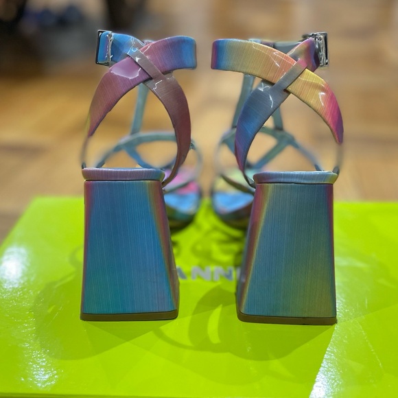 Gianni Binni Bexxlie Rainbow Holographic Heeled WITH BOX Sandals (US 6) - Picture 6 of 17